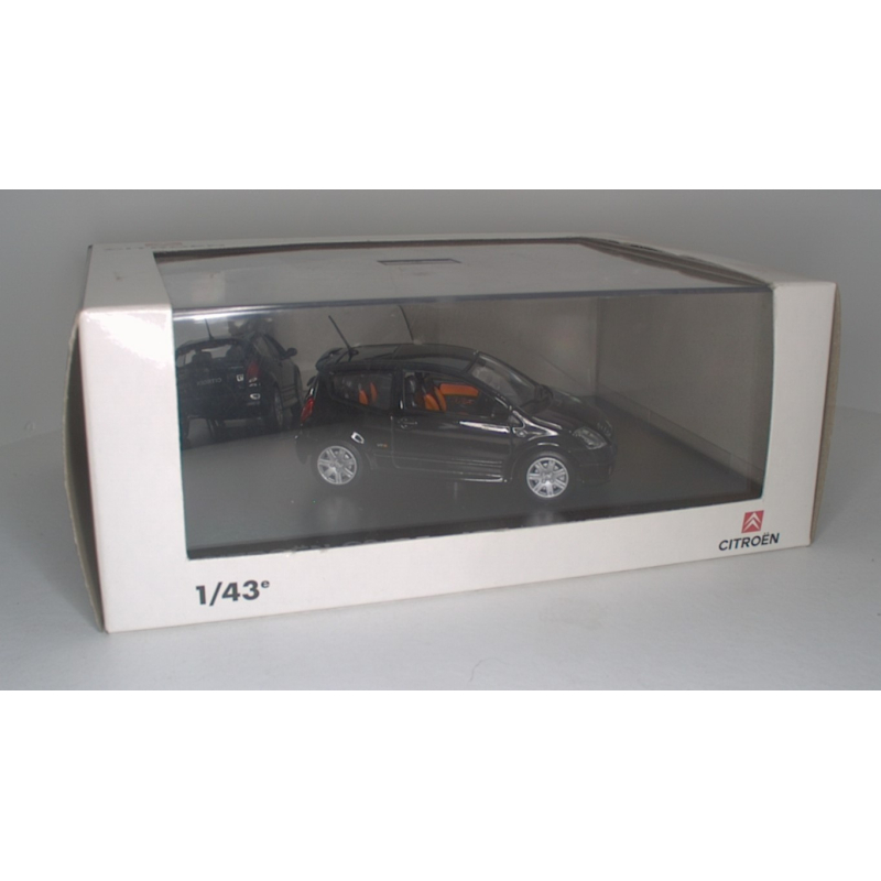 C2 Dealer 1:43